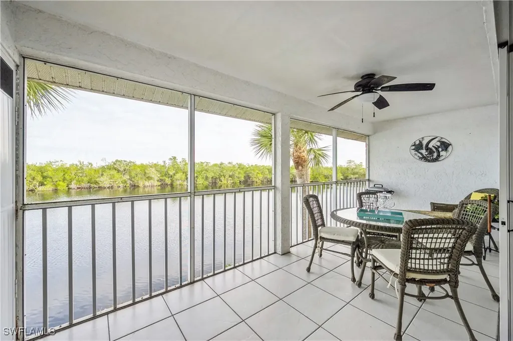 1325 Mainsail Drive Naples FL 34114