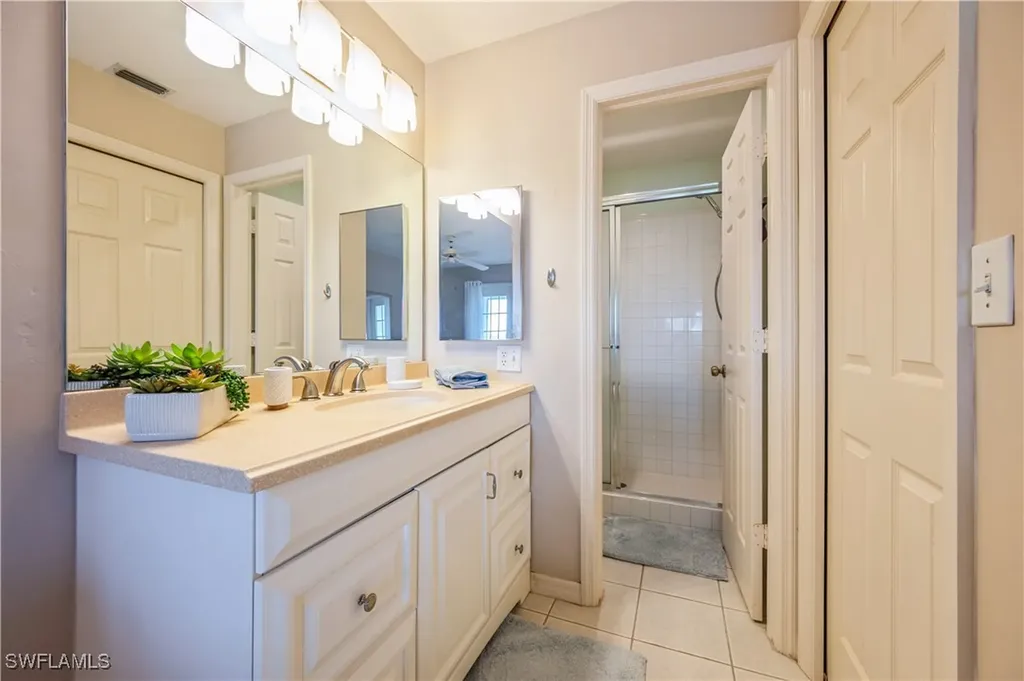 1325 Mainsail Drive Naples FL 34114