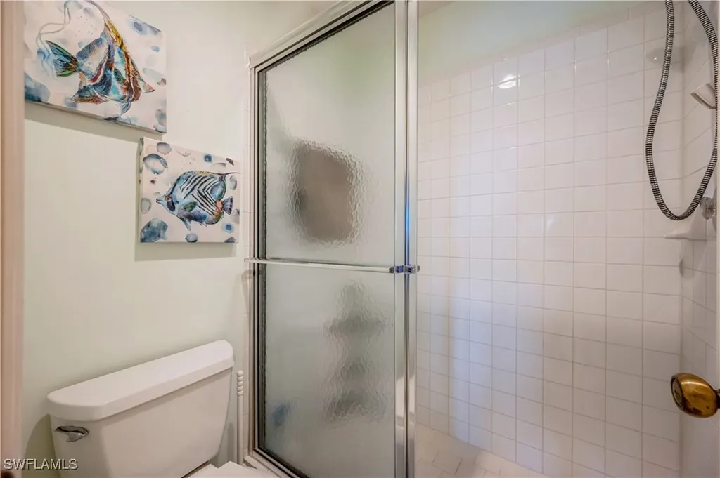1325 Mainsail Drive Naples FL 34114