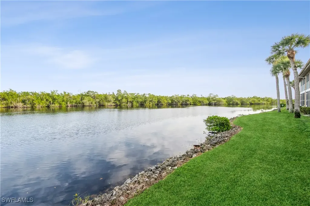 1325 Mainsail Drive Naples FL 34114