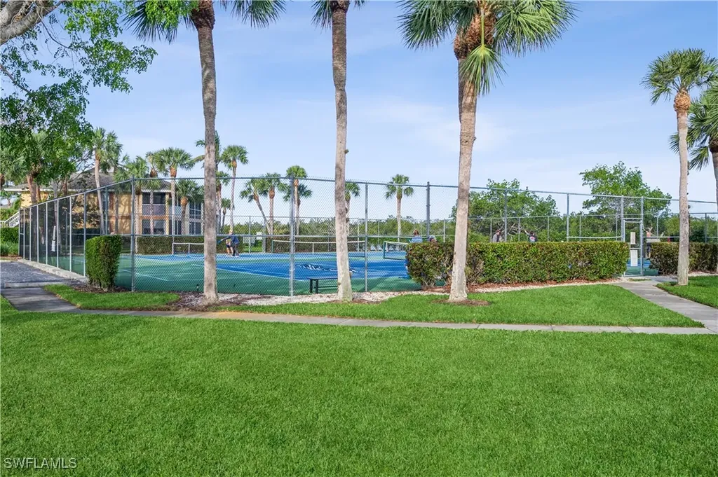 1325 Mainsail Drive Naples FL 34114