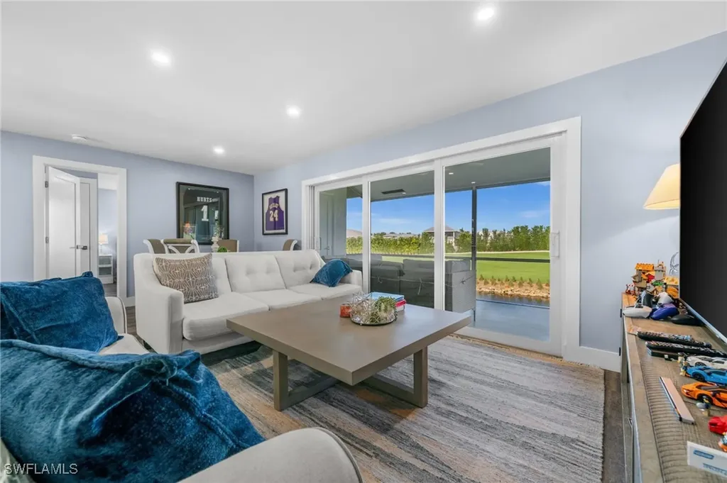 225 Memory Lane Naples FL 34112