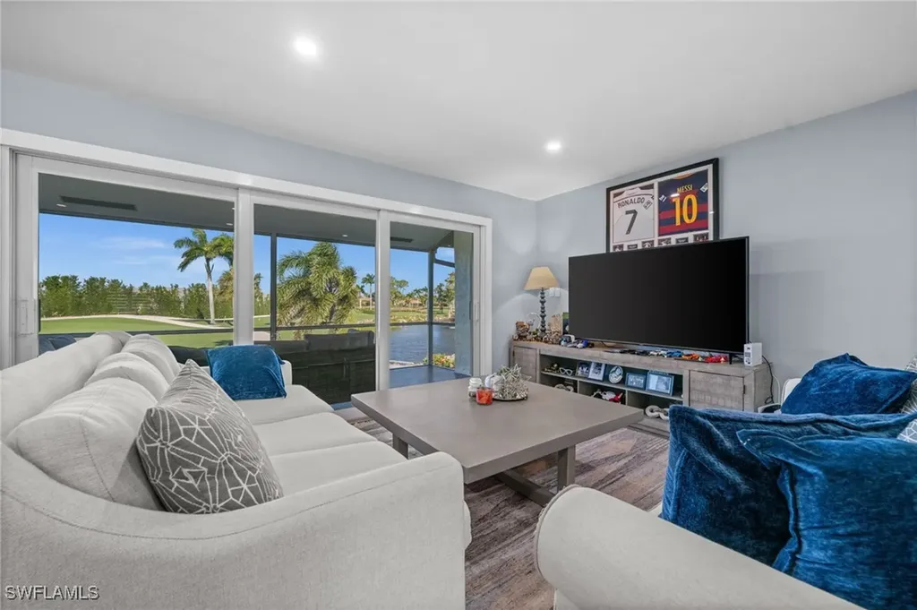 225 Memory Lane Naples FL 34112