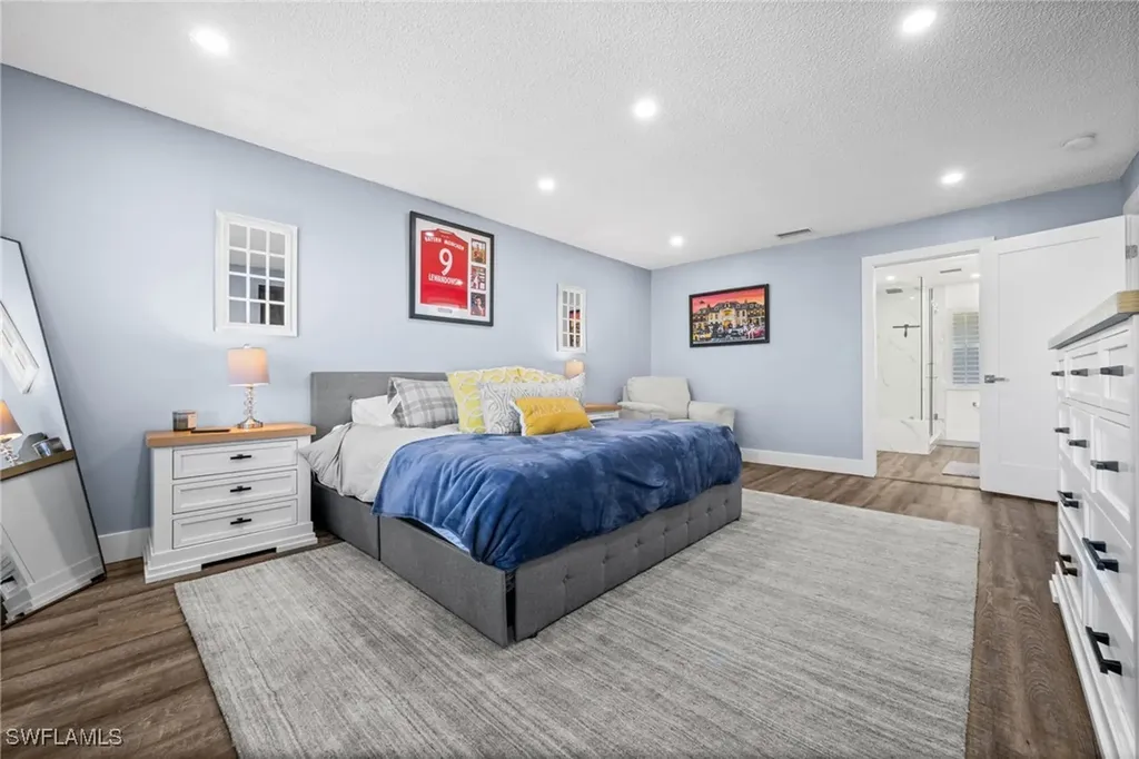 225 Memory Lane Naples FL 34112