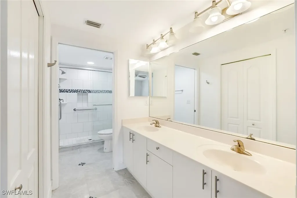 7846 Regal Heron Circle Naples FL 34104