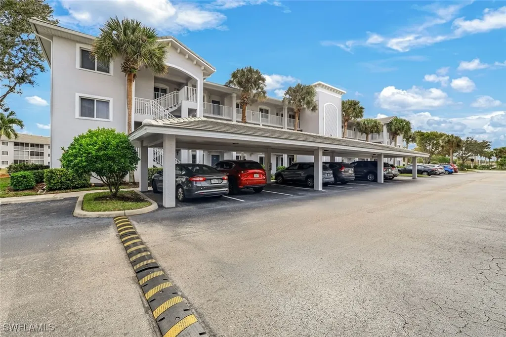 7846 Regal Heron Circle Naples FL 34104