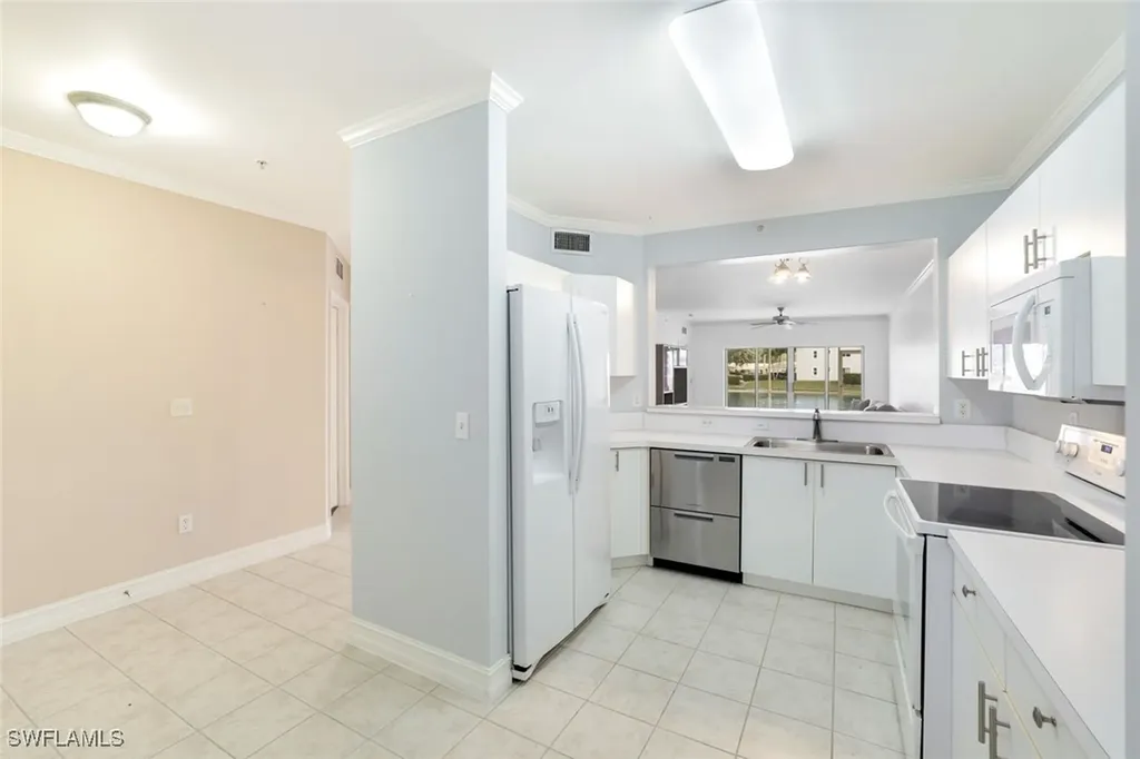 7846 Regal Heron Circle Naples FL 34104