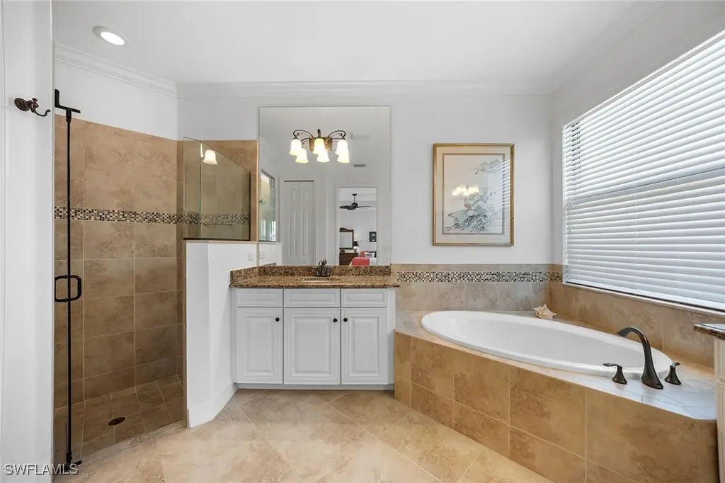 12504 Fenhurst Way Naples FL 34120