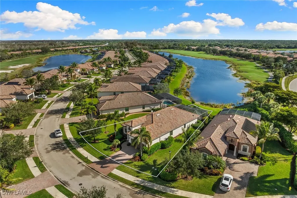 12504 Fenhurst Way Naples FL 34120