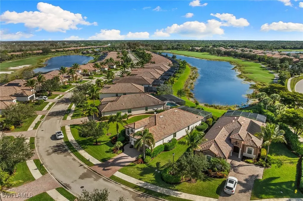 12504 Fenhurst Way Naples FL 34120