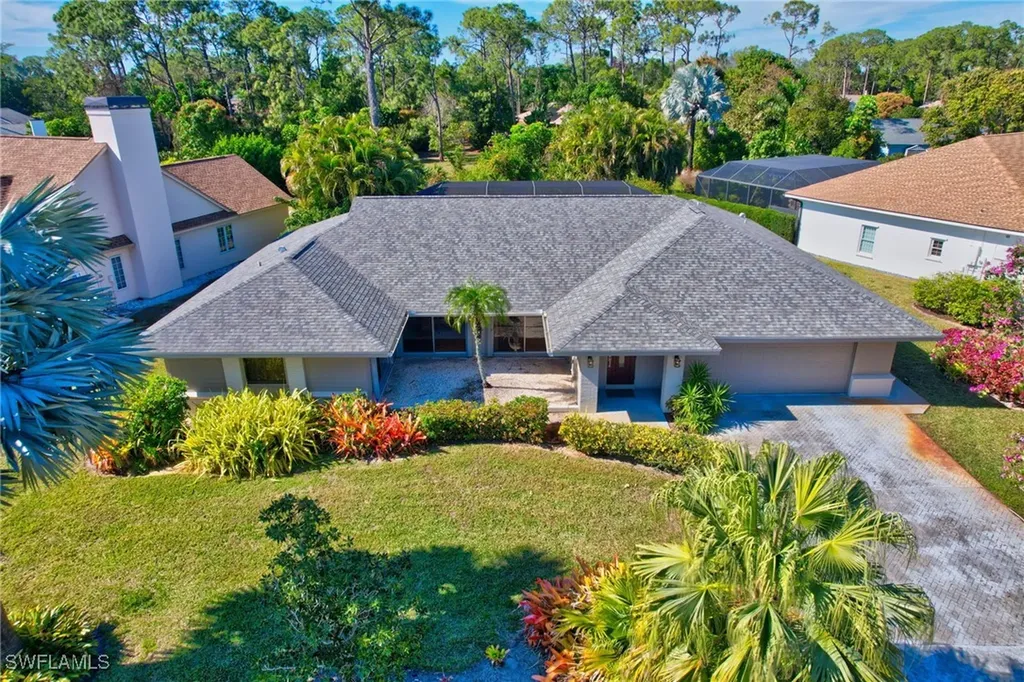 Naples FL, 2273 Royal Lane