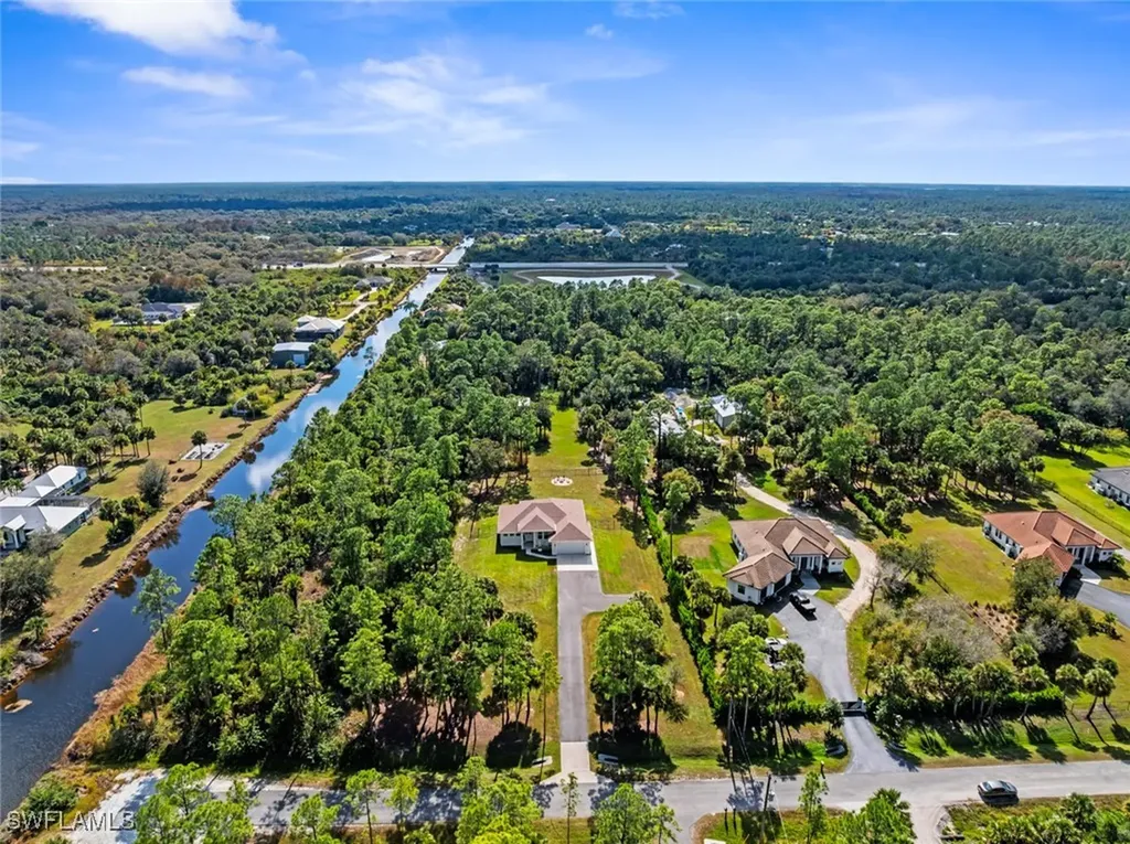 1280 14th Avenue NE Naples FL 34120