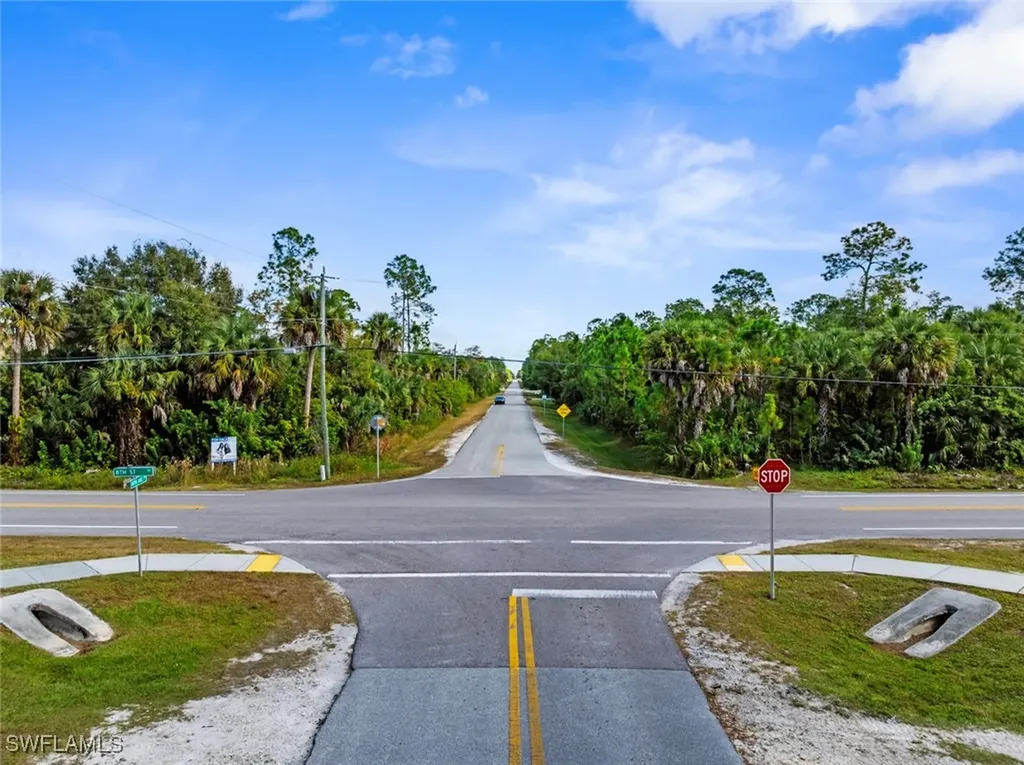 1280 14th Avenue NE Naples FL 34120