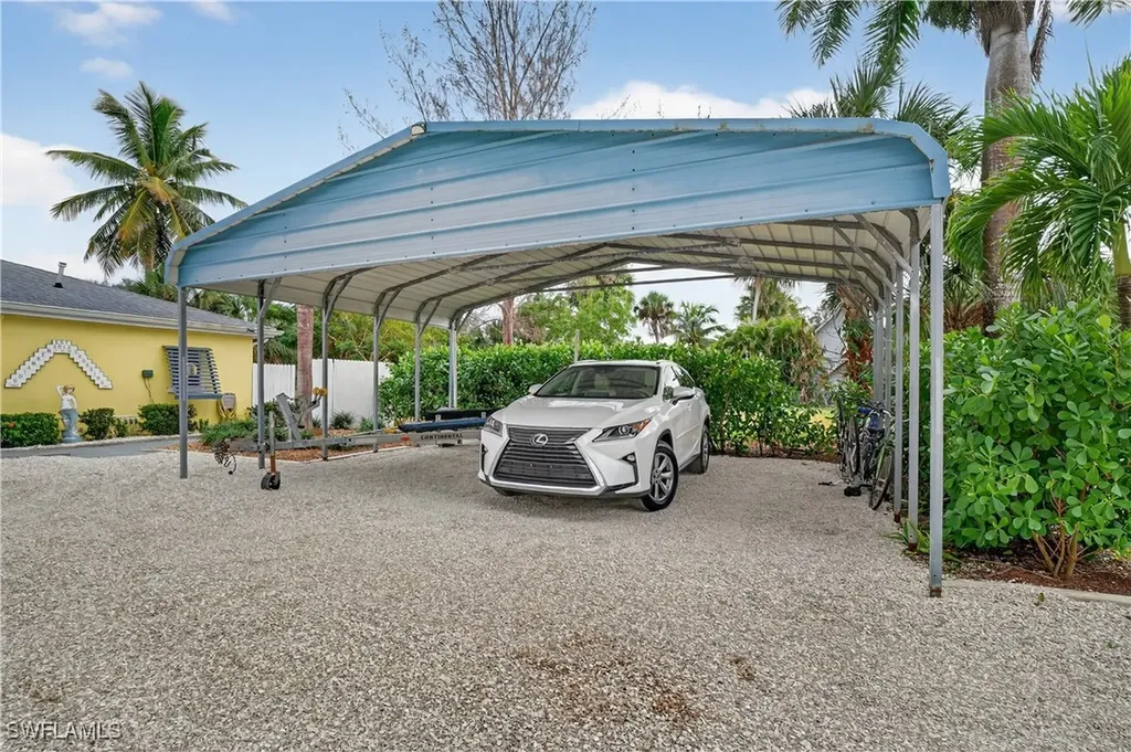 27526 Big Bend Road Bonita Springs FL 34134