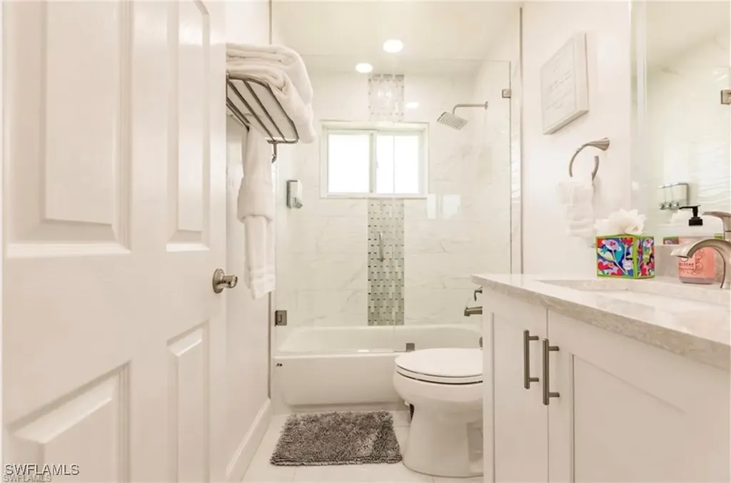 96 Wickliffe Drive Naples FL 34110