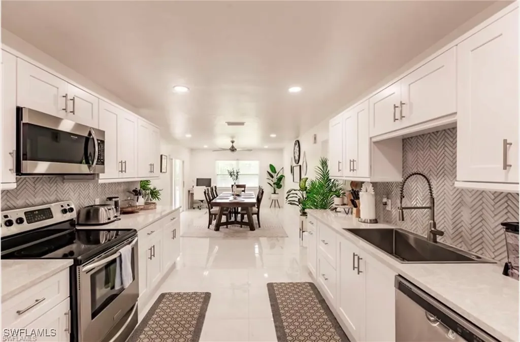 96 Wickliffe Drive Naples FL 34110