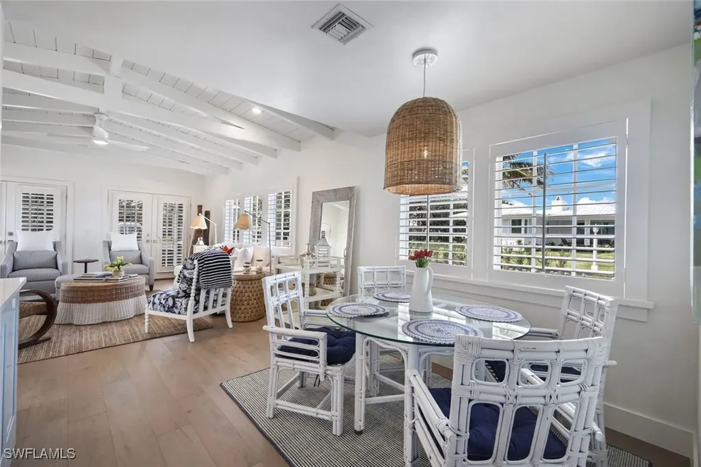 47 8th Avenue S Naples FL 34102