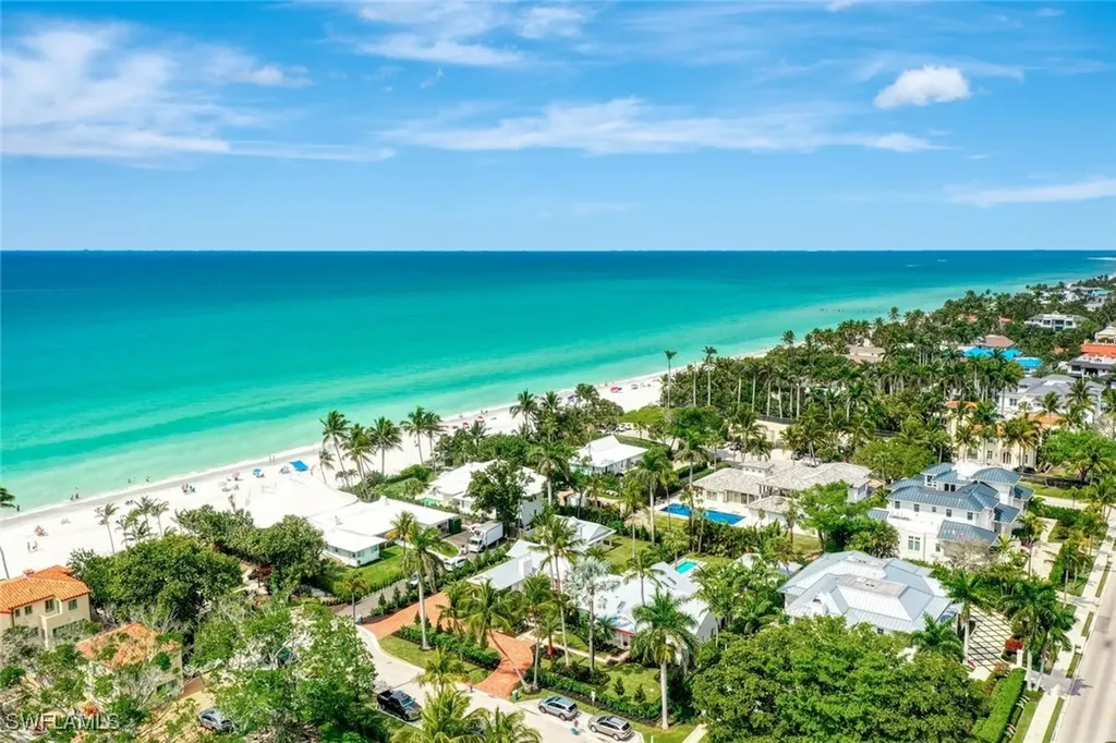 47 8th Avenue S Naples FL 34102