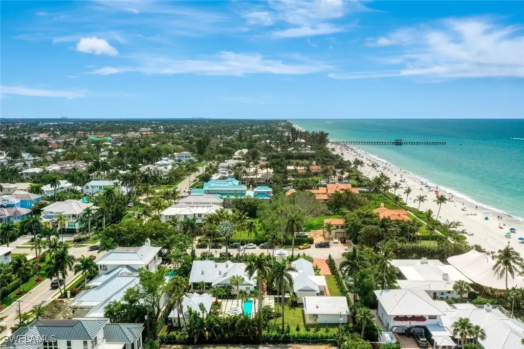 47 8th Avenue S Naples FL 34102