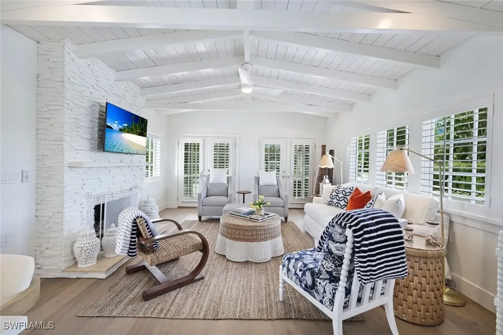 47 8th Avenue S Naples FL 34102