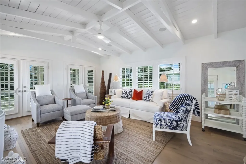47 8th Avenue S Naples FL 34102