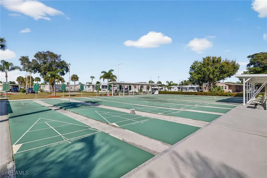 115 Overland Trail North Fort Myers FL 33917