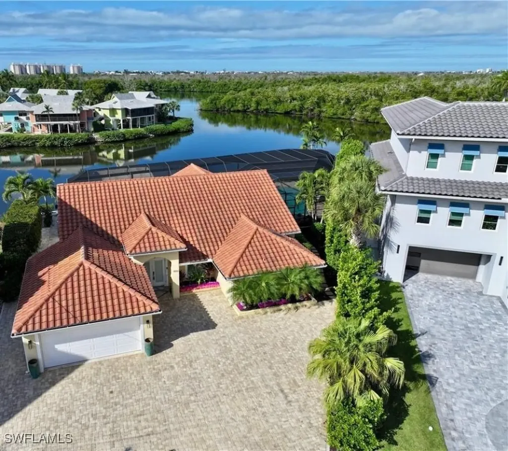 4882 Regal Drive Bonita Springs FL 34134