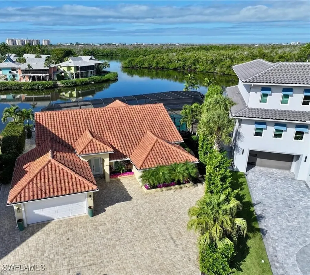 4882 Regal Drive Bonita Springs FL 34134