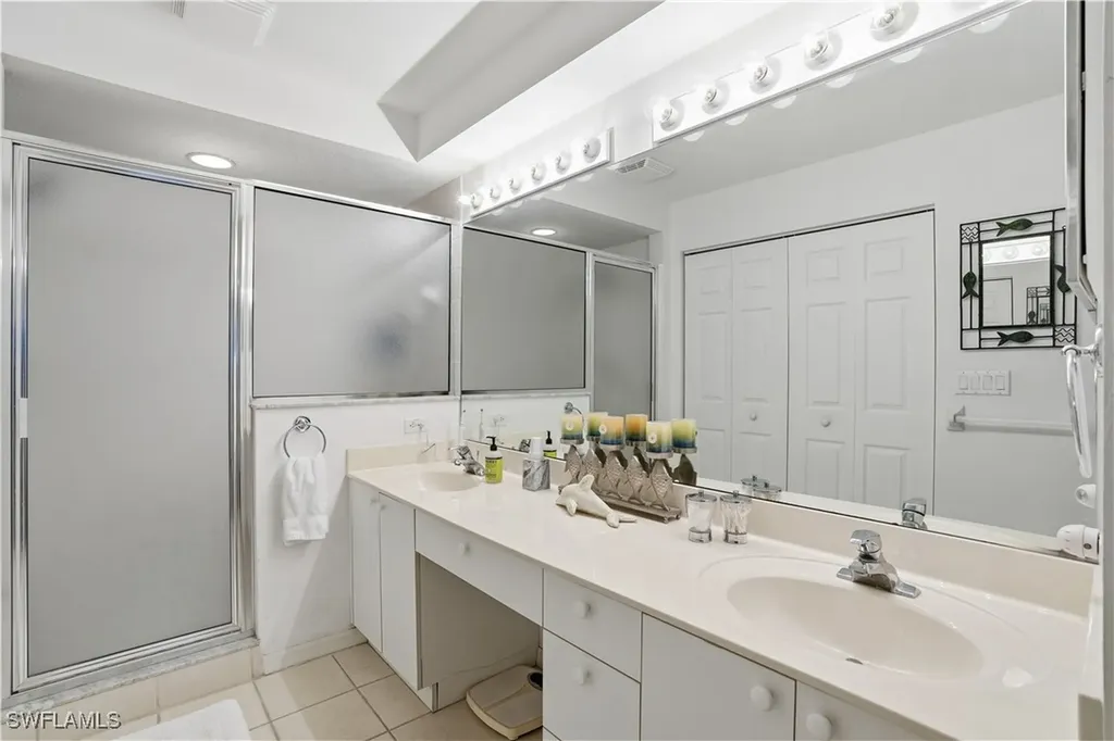 5390 Andover Drive Naples FL 34110