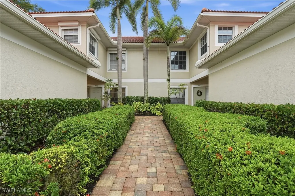 5390 Andover Drive Naples FL 34110