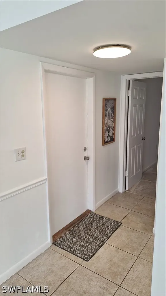 406 Meadowlark Lane Naples FL 34105