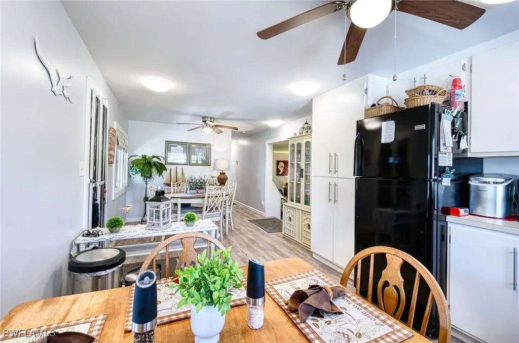 41 Sonderhen Drive Naples FL 34114