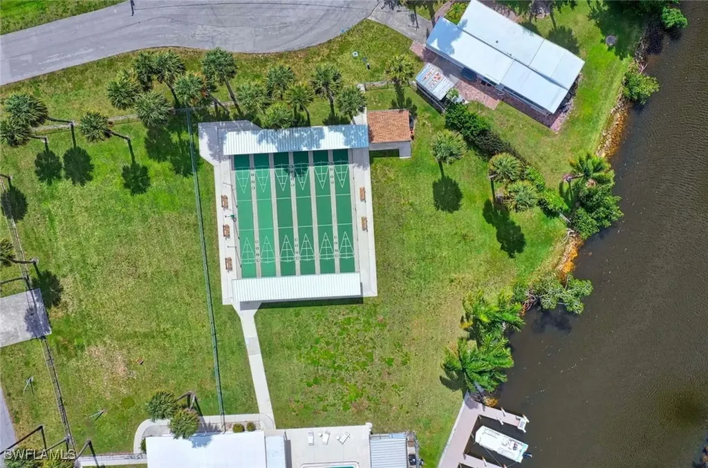 41 Sonderhen Drive Naples FL 34114