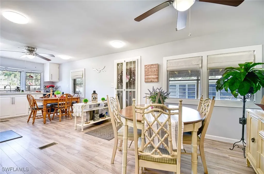 41 Sonderhen Drive Naples FL 34114