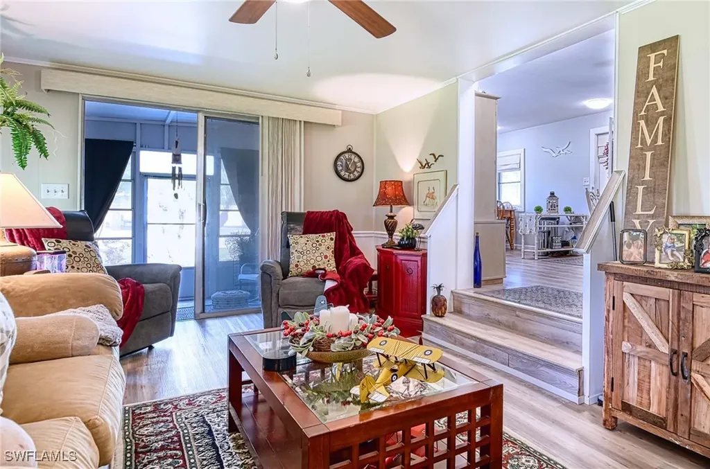 41 Sonderhen Drive Naples FL 34114