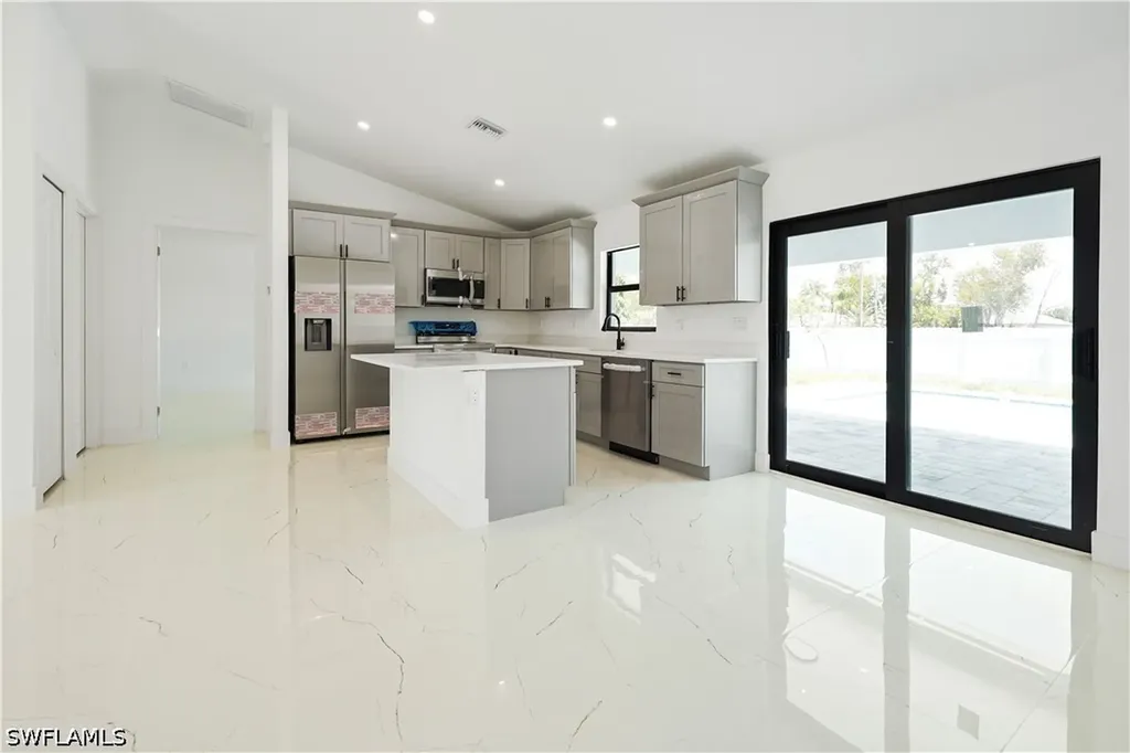 1213 NW 22nd Place Cape Coral FL 33993
