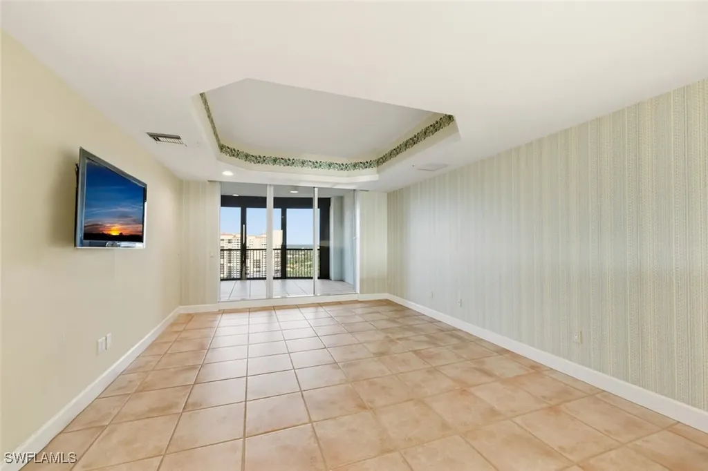 8665 Bay Colony Drive Naples FL 34108