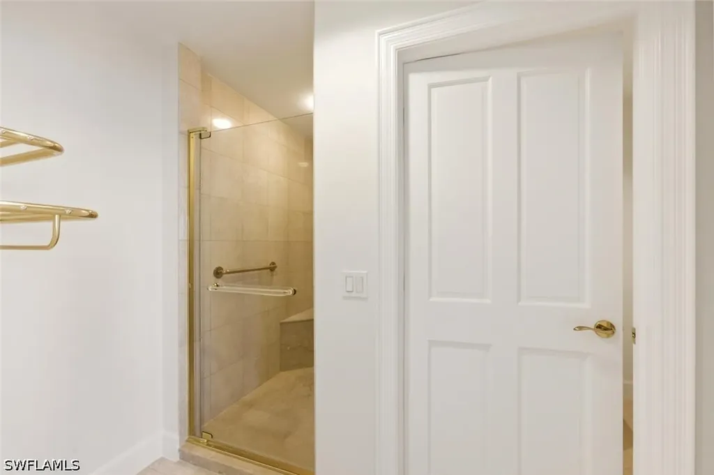 8665 Bay Colony Drive Naples FL 34108
