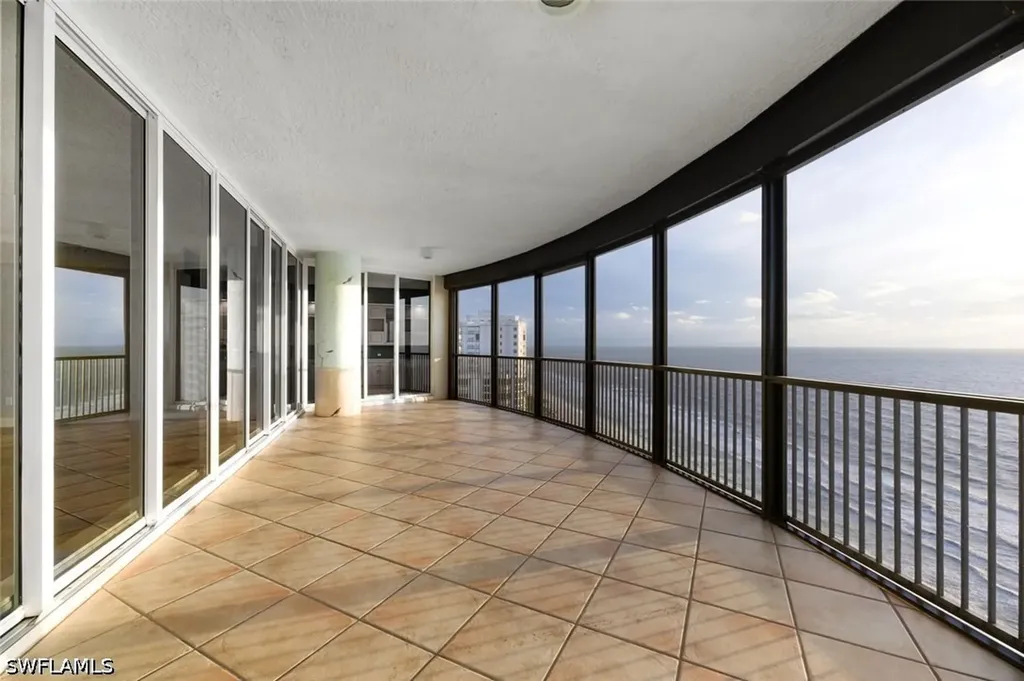 8665 Bay Colony Drive Naples FL 34108