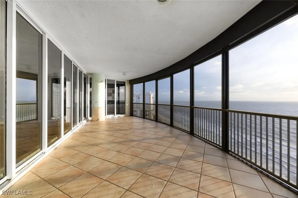 8665 Bay Colony Drive Naples FL 34108