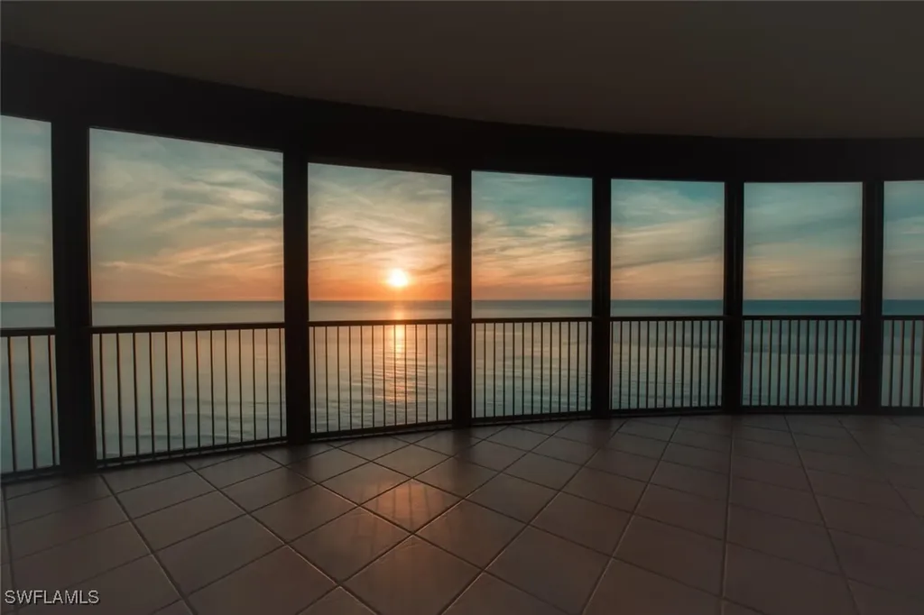 8665 Bay Colony Drive Naples FL 34108