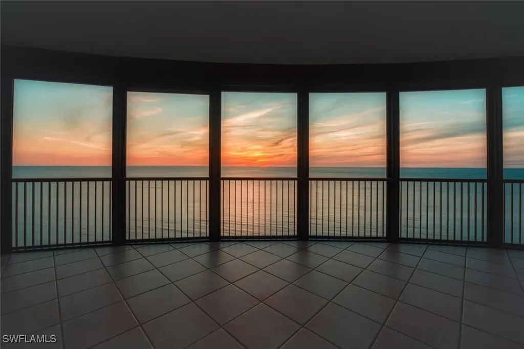 8665 Bay Colony Drive Naples FL 34108