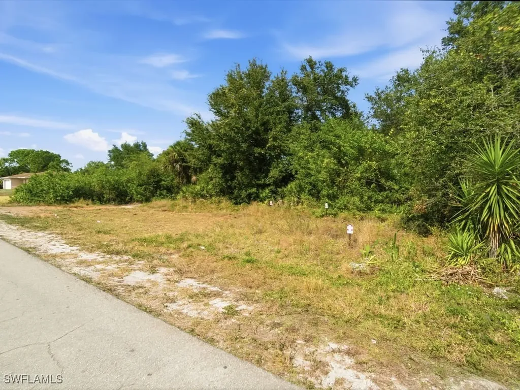 2910 51st Street SW Lehigh Acres FL 33976