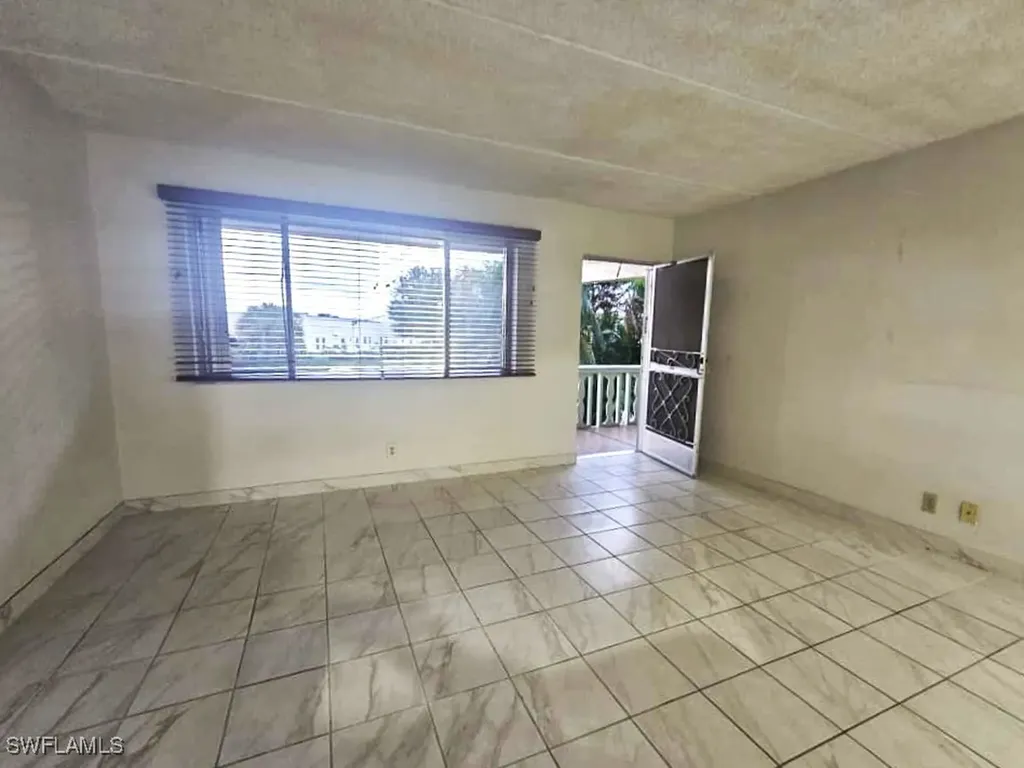 400 Village Green Circle Palm Springs FL 33461