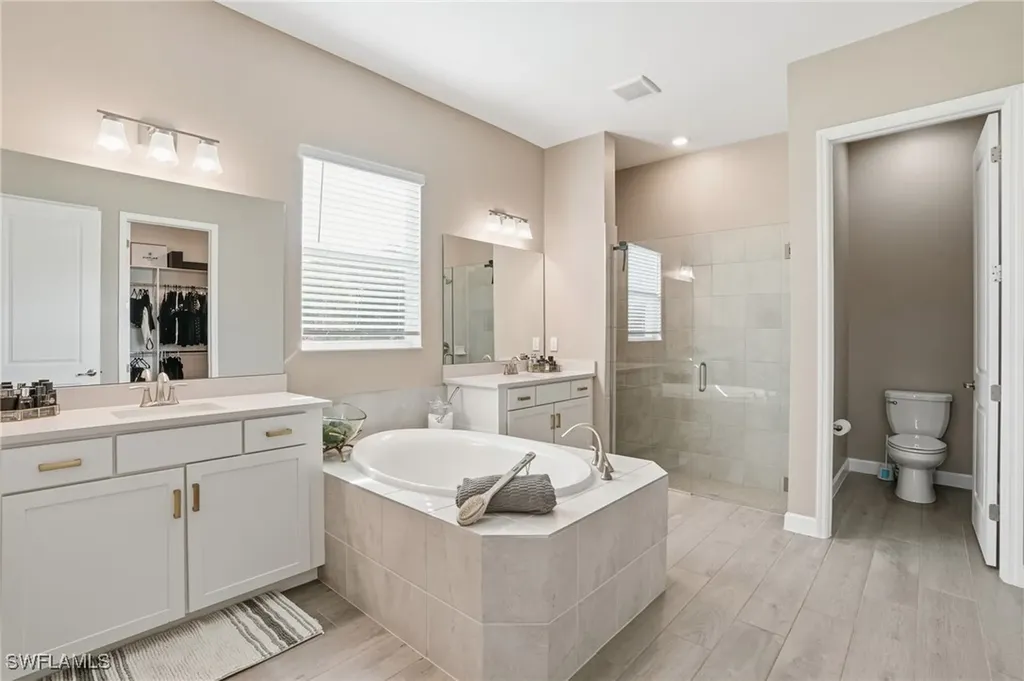 17120 Serengeti Circle Alva FL 33920