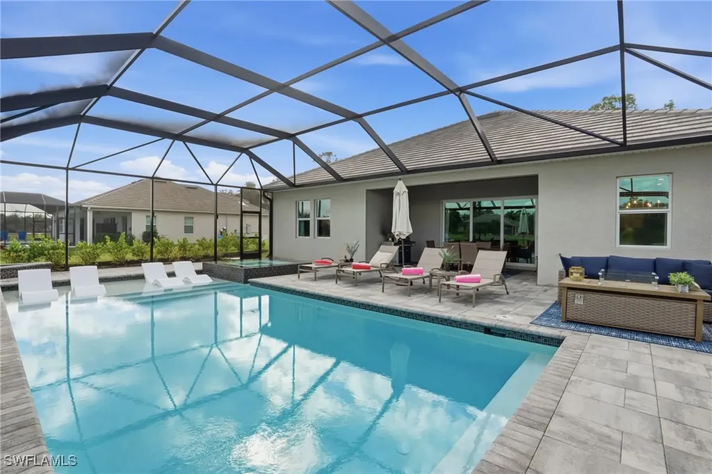 17120 Serengeti Circle Alva FL 33920