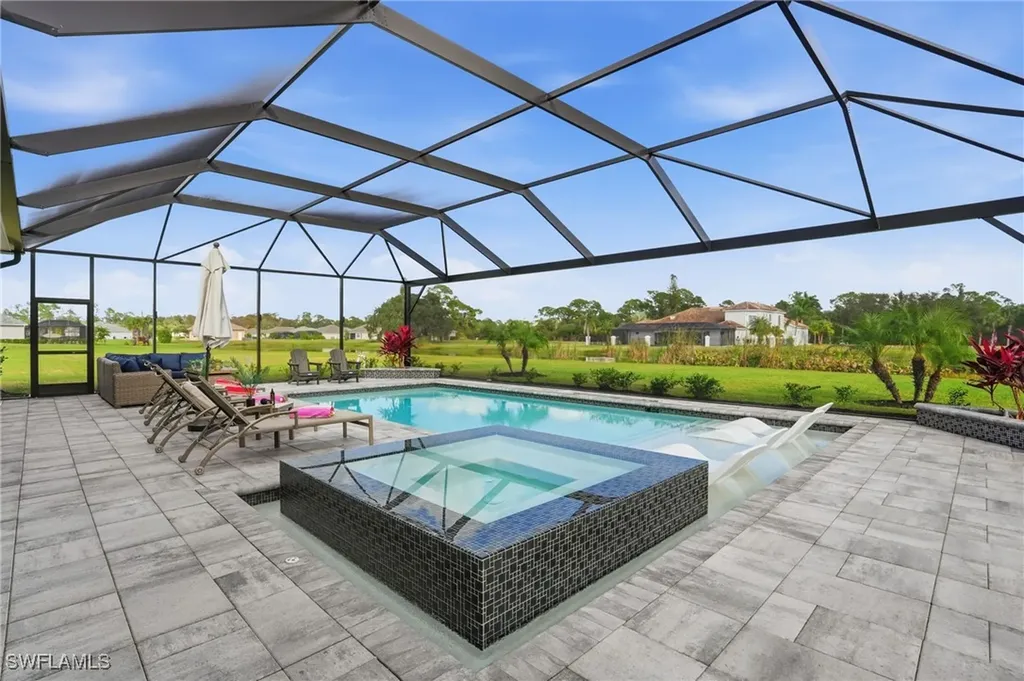 17120 Serengeti Circle Alva FL 33920