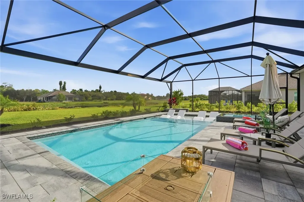 17120 Serengeti Circle Alva FL 33920