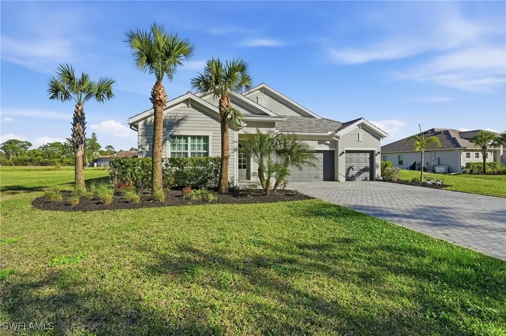 17120 Serengeti Circle Alva FL 33920