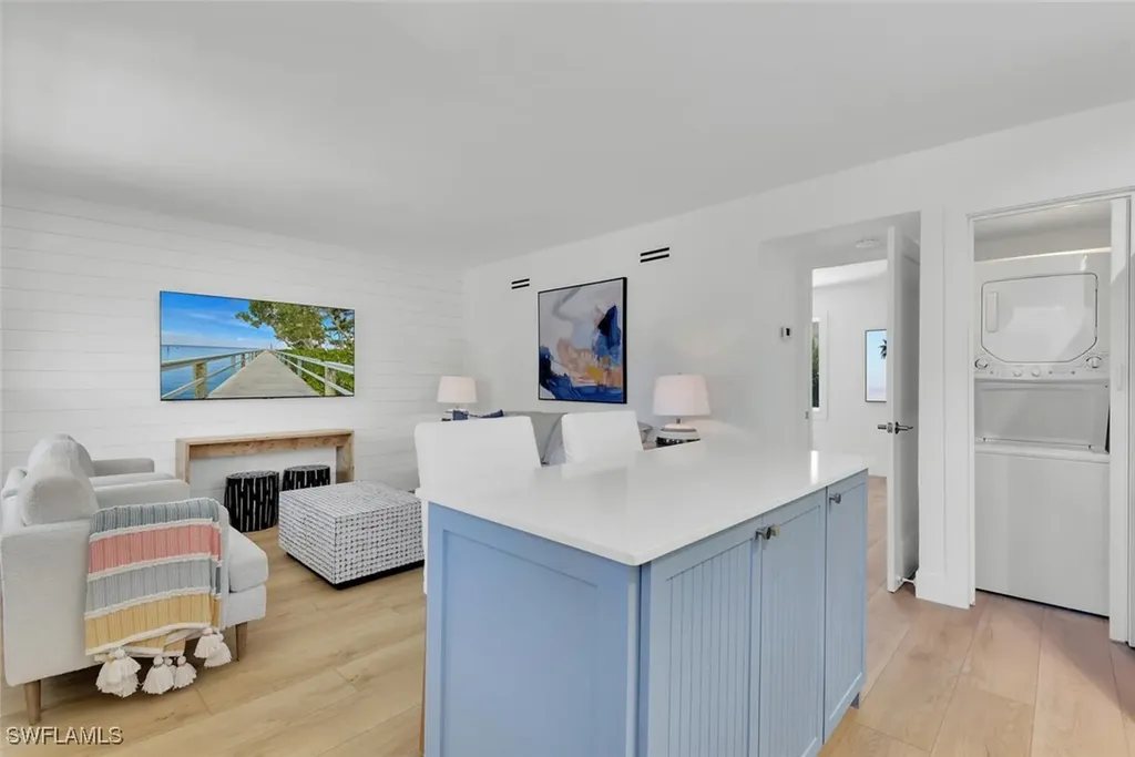 980 7th Avenue S Naples FL 34102